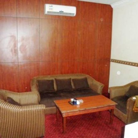Al Farhan Hotel Suites - Al Salam Riad Exterior foto
